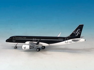 SFJ5004 STARFLYER / スターフライヤー A320S JA22MC 1:500 完売しました。