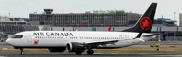 04242 Phoenix Air Canada / エア カナダ B737 MAX8 C-FSJH 1:400 完売しました。