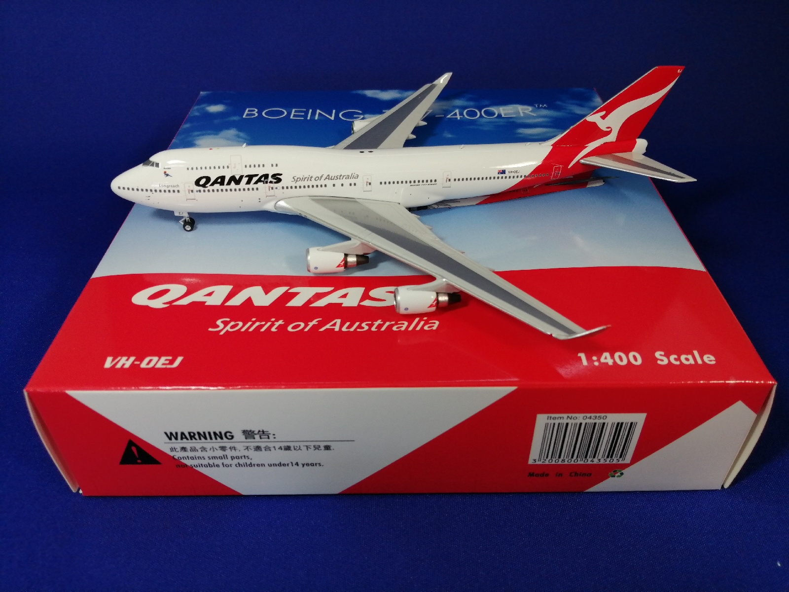 04350 Phoenix Qantas / カンタス航空 B747-400 VH-OEJ 1:400 完売しました。 Phoenix 1:400 Qantas Airways / カンタス航空 747-400 亜鉛ダイキャスト製