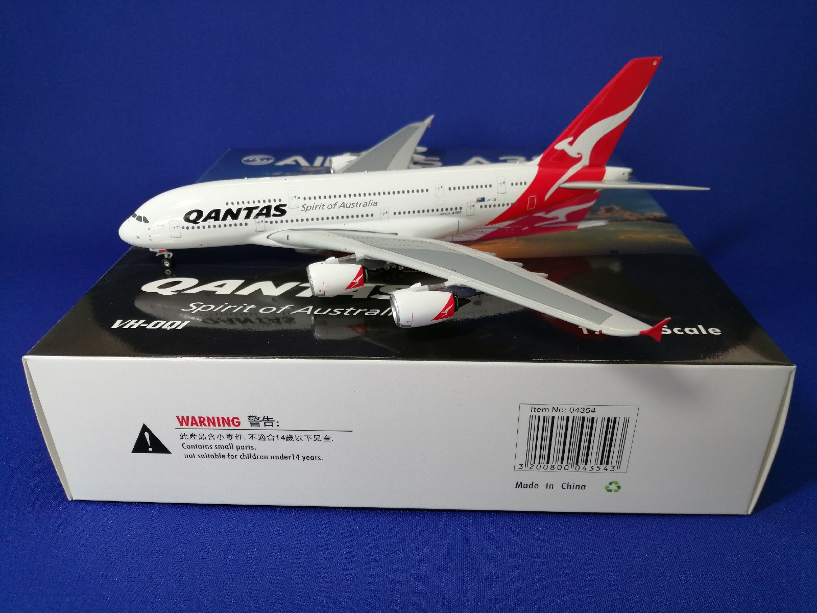 04354 Phoenix Qantas / カンタス航空 A380 VH-OQI 1:400 完売しました Phoenix 1:400 Qantas Airways / カンタス航空 A380 亜鉛ダイキャスト製