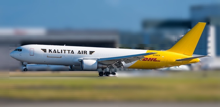 04373 Phoenix Kalitta Air (DHL) / カリッタ航空 B767-300ER N760CK 1:400 完売しました。 Phoenix 1:400 Kalitta Air (DHL) / カリッタ航空 767-300 亜鉛ダイキャスト製