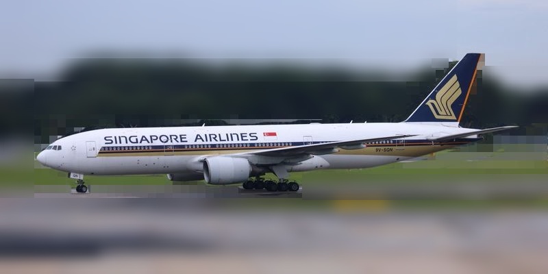 04417 Phoenix Singapore / シンガポール航空 B777-200EW 9V-SQN 1:400 完売しました。 Phoenix 1:400 Singapore Airlines / シンガポール航空 777-200 亜鉛ダイキャスト製
