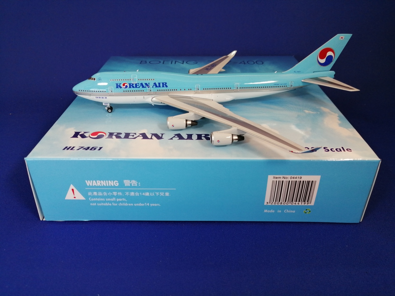 04419 Phoenix Korean Air / 大韓航空 B747-400 HL7461 1:400 完売しました。 Phoenix 1:400 Korean Air / 大韓航空 747-400 亜鉛ダイキャスト製