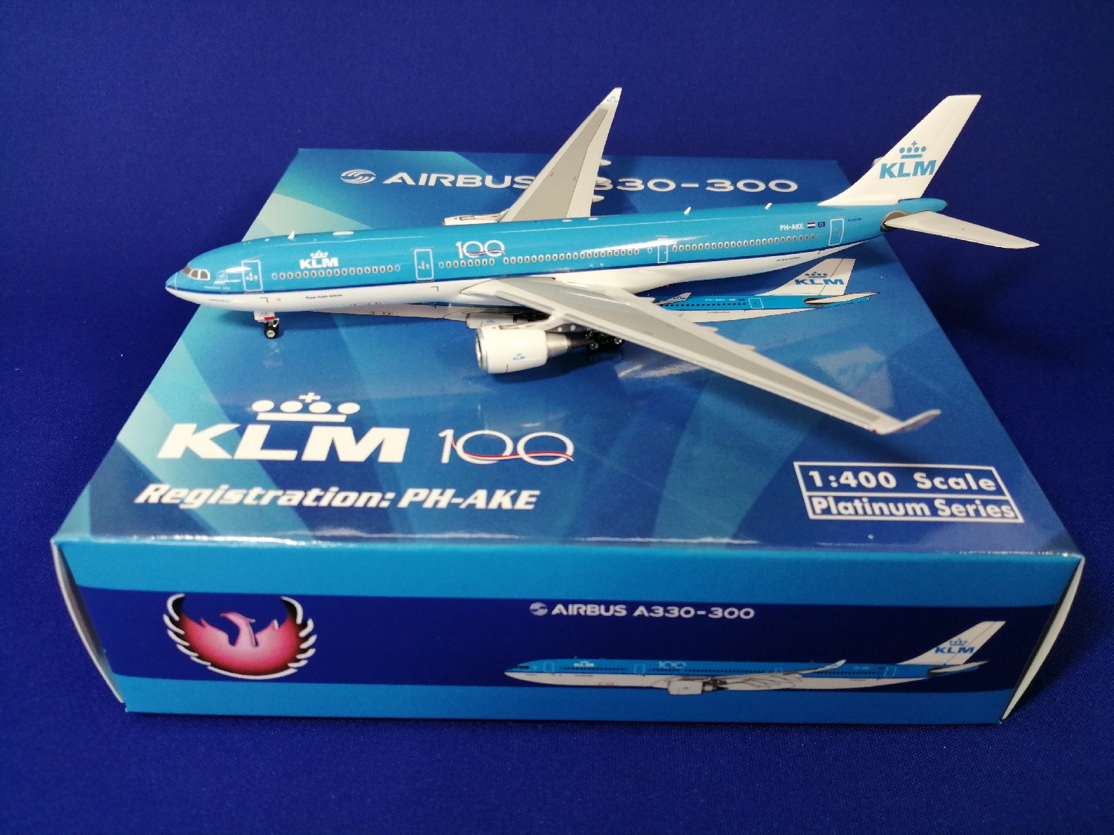 11592 Phoenix KLM / ＫＬＭオランダ航空 100Years A330-300 PH-AKE 1:400 完売しました。 Phoenix 1:400 KLM / KLMオランダ航空 A330-300 亜鉛ダイキャスト製