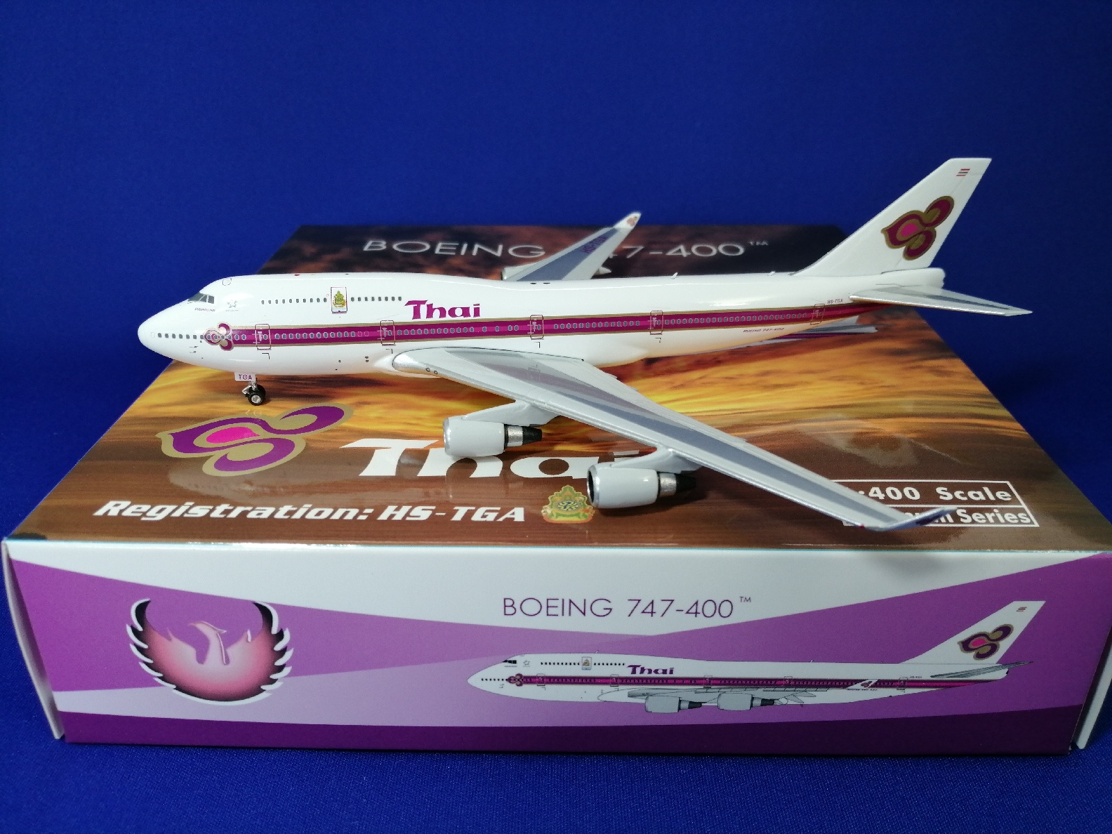 11647 Phoenix Thai / タイ国際航空 W/logo B747-400 HS-TGA 1:400 完売しました。 Phoenix 1:400 Thai /タイ国際航空 747-400 亜鉛ダイキャスト製