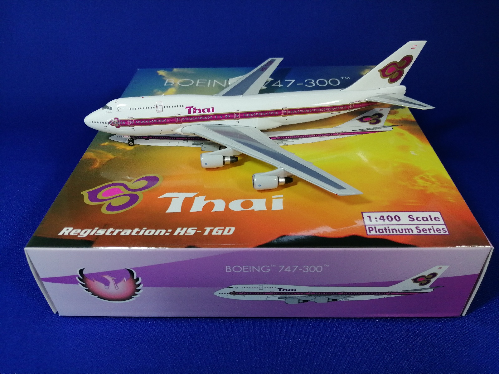 11650 Phoenix Thai / タイ国際航空 B747-300 HS-TGD 1:400 完売しました。