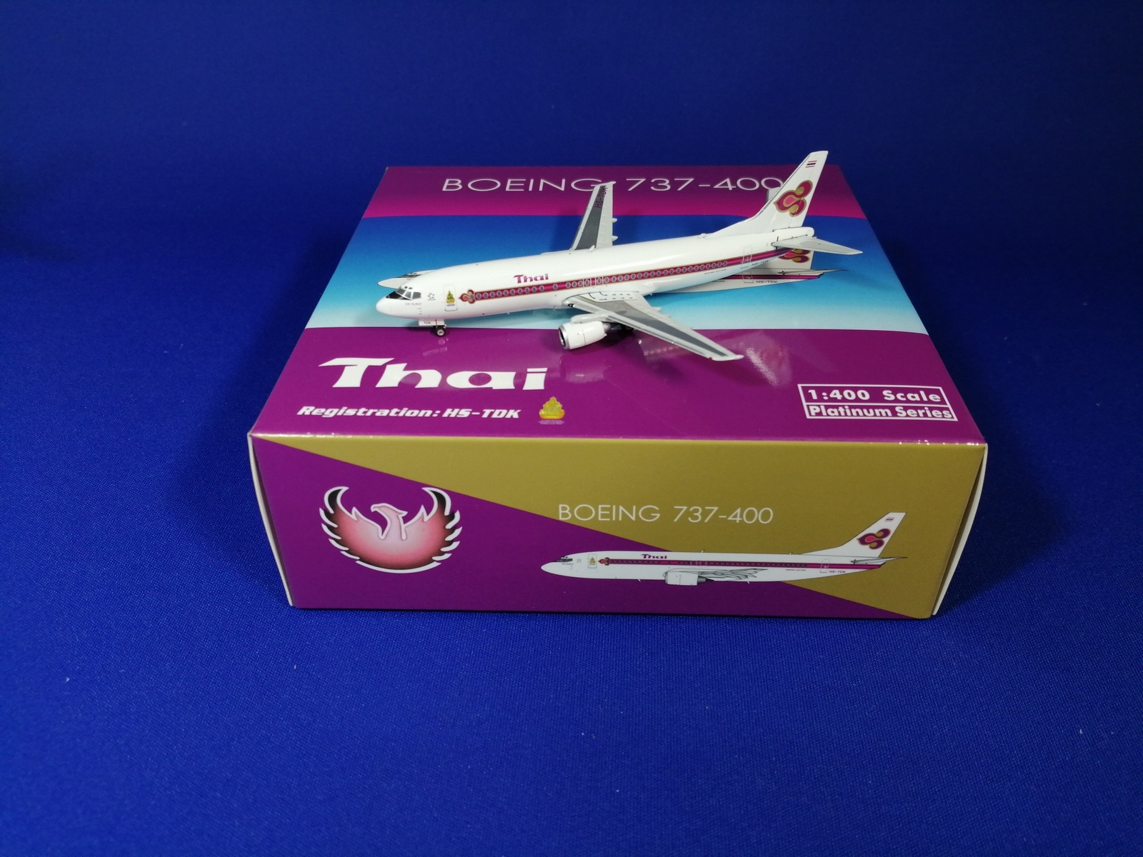 11694 Phoenix Thai / タイ国際航空 B737-400 HS-TDK King logo 1:400 お取り寄せ