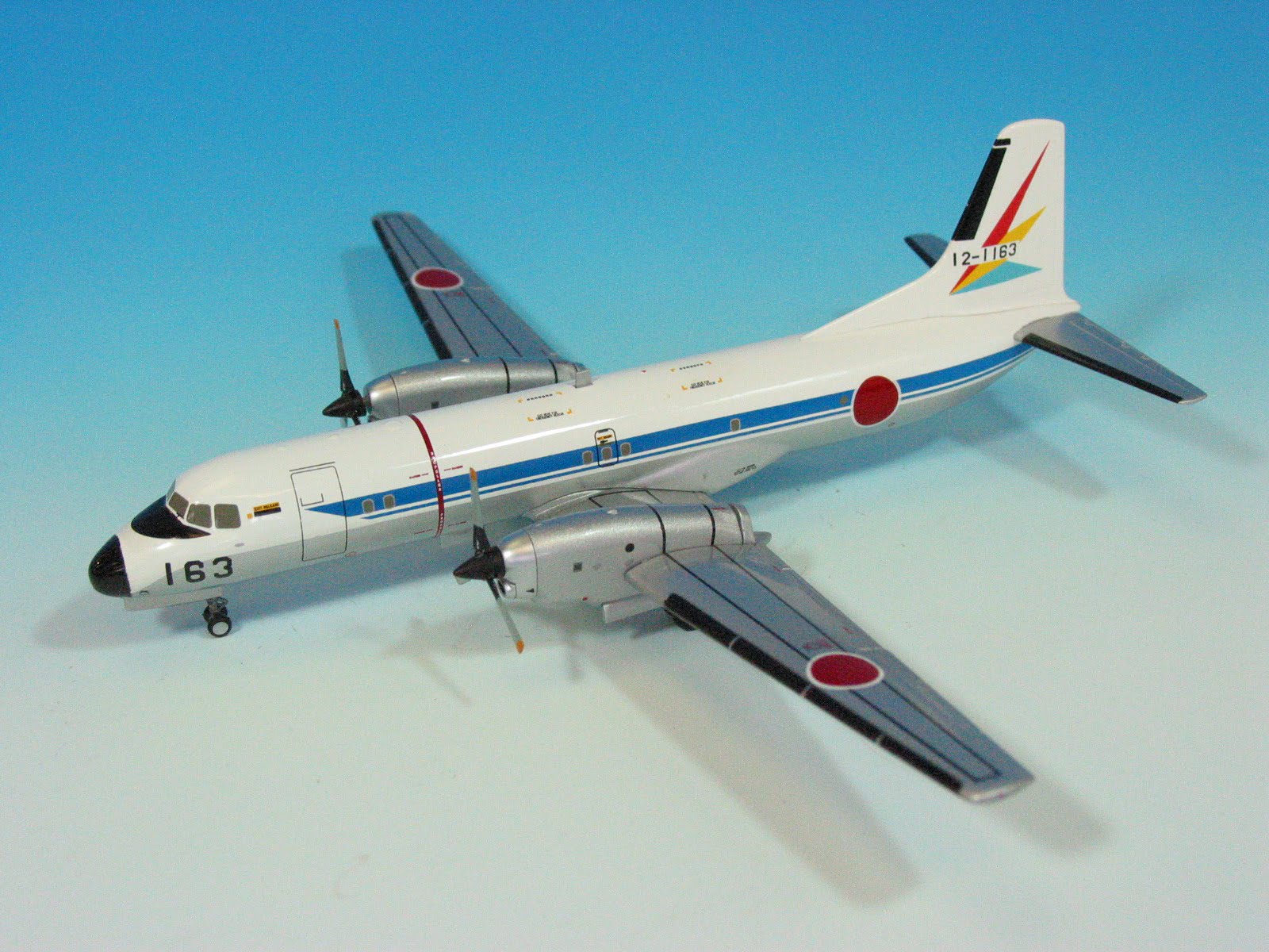 21143 全日空商事特注品 航空自衛隊 YS-11EA #1163 入間基地 総隊司令部電子支援機(白)  1:200 メーカー完売 全日空商事 1:200 JASDF / JAPAN AIR SELF DEEFENCE FORCE / 航空自衛隊 YS-11 亜鉛ダイキャスト製