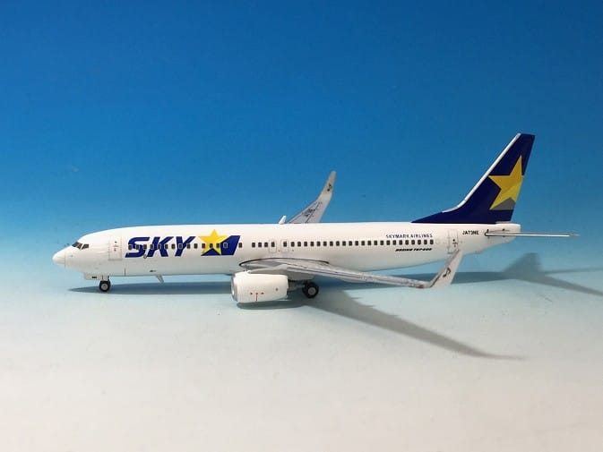 BC4010 GEMINI JETS SKYMARK AIRLINES B737-800W JA73NE 音符 1:400 完売しました。
