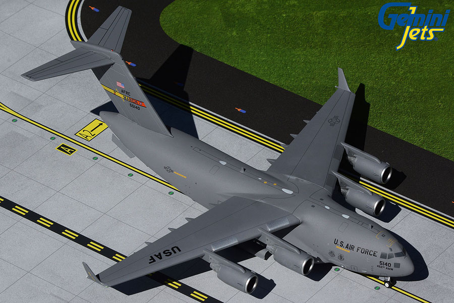 G2AFO1059 GEMINI 200 アメリカ空軍 USAF March AFB C-17A 05-5140 1:200 完売しました。 GEMINI JETS 1:200 USAF U.S. Air Force / アメリカ空軍 C-17 グローブマスターIII 亜鉛ダイキャスト製