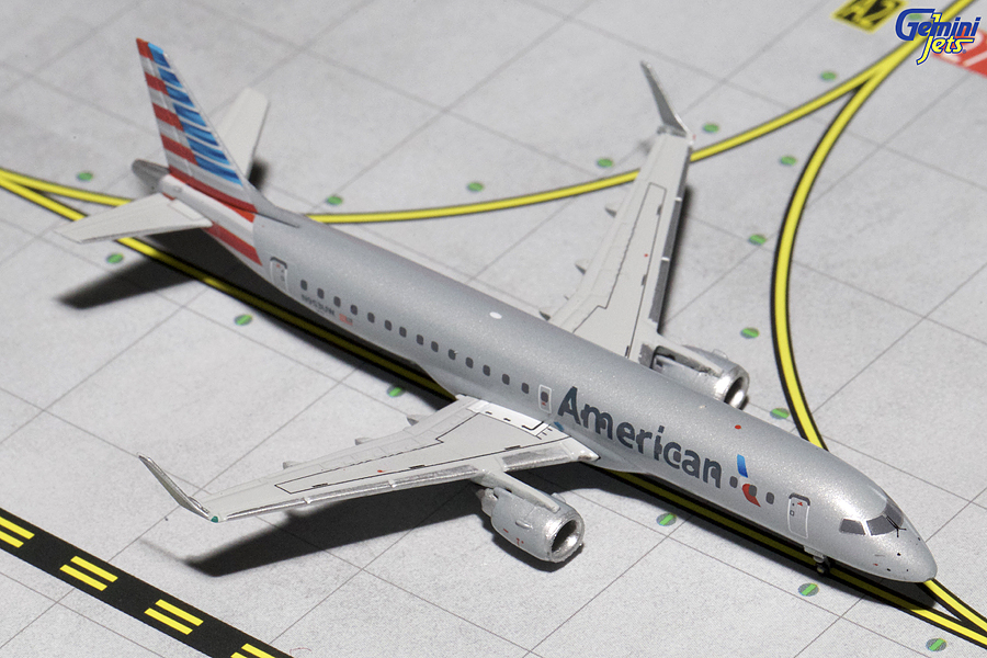 GJ701558 GEMINI JETS American Eagle / アメリカンイーグル Embraer E190 N953UW 1:400 完売しました。 GEMINI JETS 1:400 American Eagle / アメリカン・イーグル E190 亜鉛ダイキャスト製