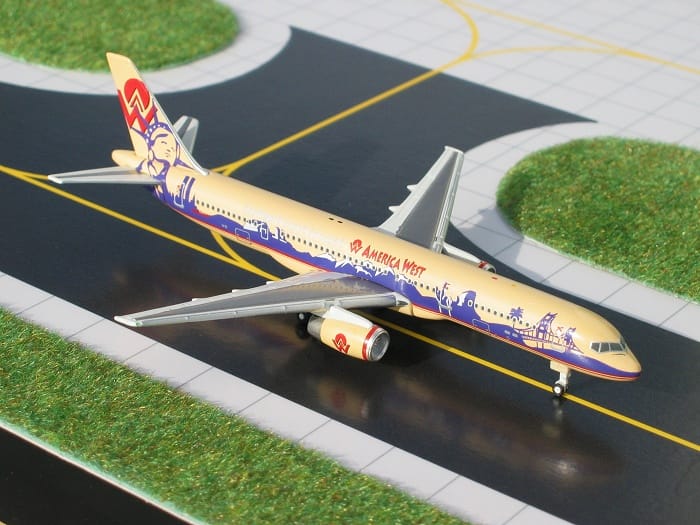 15227 GEMINI JETS America West Airlines / アメリカウエスト航空 B757-200 teamwork coast to coast 1:400 完売しました。 GEMINI JETS 1:400 America West Airlines / アメリカウエスト航空 757-200 亜鉛ダイキャスト製