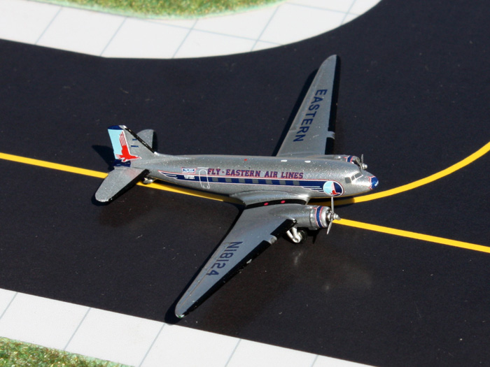 GJ701108 GEMINI JETS Eastern Air Lines / イースタン航空 DC-3 N18124 1:400 完売しました。 GEMINI JETS 1:400 Eastern Air Lines /イースタン航空 DC-3 亜鉛ダイキャスト製