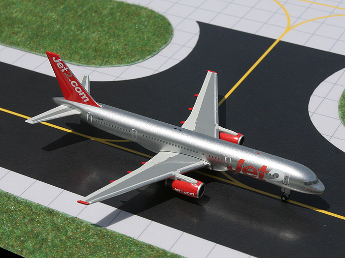 15702 GEMINI JETS JET2.COM B757-200 1:400 メーカー完売 GEMINI JETS 1:400 JET2.COM / ジェットツー・コム 757-200 亜鉛ダイキャスト製