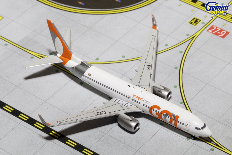 GJ701535 GEMINI JETS GOL / ゴル航空 B737-800W PR-GXZ 1:400 完売しました。 GEMINI JETS 1:400 GOL Linhas Aereas / ゴル航空 737-800 亜鉛ダイキャスト製