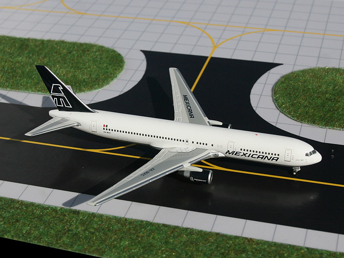 GJ70806 GEMINI JETS MEXICANA / メキシカーナ航空 メヒカーナ B767-300 XA-MXC 1:400 完売しました。 GEMINI JETS 1:400 MEXICANA / メキシカーナ航空 メヒカーナ 767-300 亜鉛ダイキャスト製