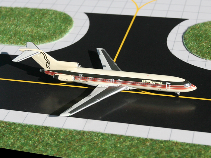 GJ70794 GEMINI JETS Peoplexpress / ピープル・エキスプレス B727-200 N511PE 1:400 完売しました。 GEMINI JETS 1:400 Peoplexpress / ピープル・エキスプレス航空 727-200 亜鉛ダイキャスト製