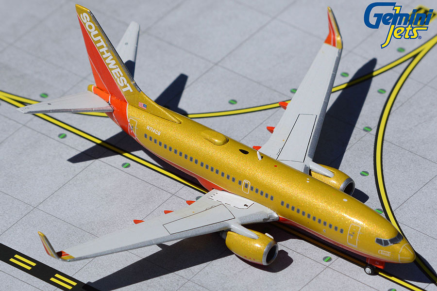 GJSWA1962 GEMINI JETS Southwest / サウスウエスト航空 Classic B737-700W N714CB 1:400 メーカー完売 GEMINI JETS 1:400 Southwest Airlines / サウスウエスト航空 737-700 亜鉛ダイキャスト製