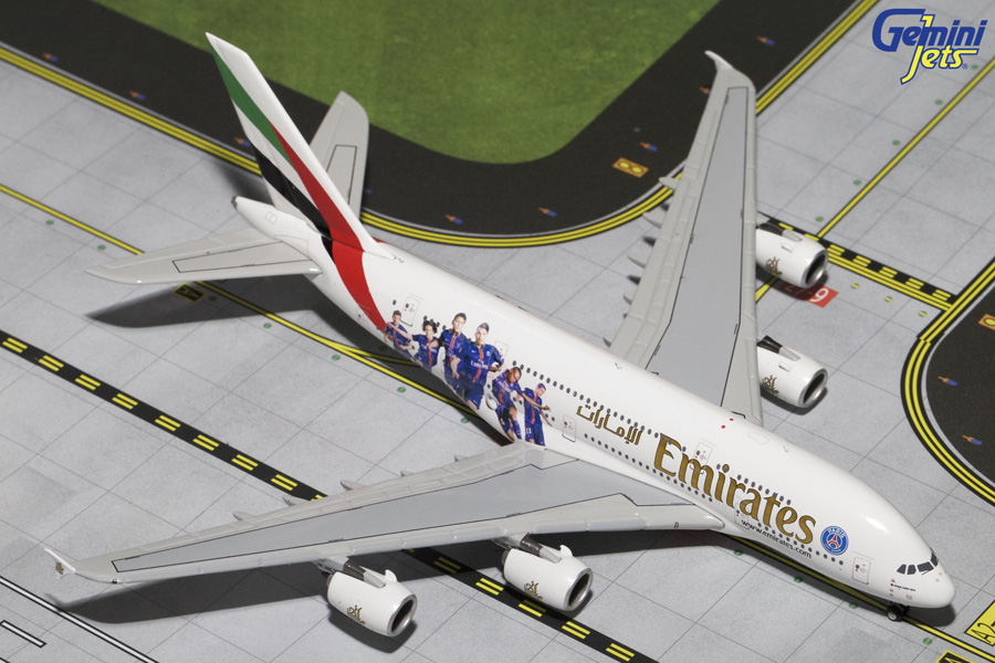GJ701559 GEMINI JETS Emirates / エミレーツ航空 A380 PSG FRANCE A6-EOT 1:400 完売しました。 GEMINI JETS 1:400 Emirates / エミレーツ航空 A380 亜鉛ダイキャスト製