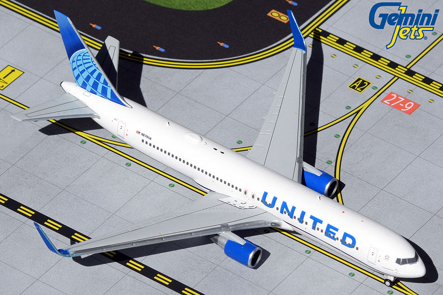GJUAL1921 GEMINI JETS UNITED / ユナイテッド航空 B767-300ER N676UA 1:400　完売しました
