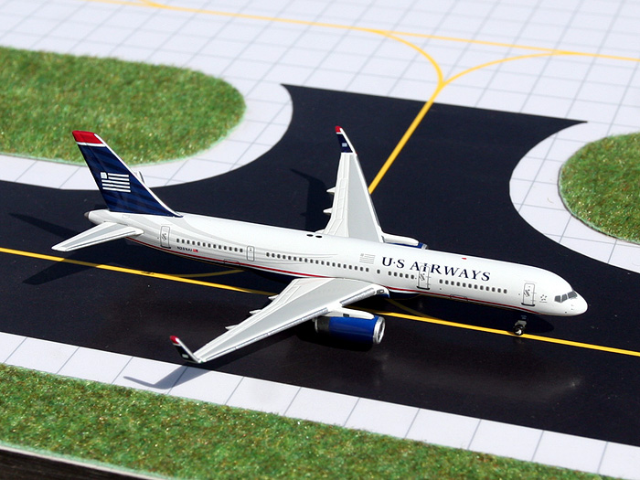 GJ70815 GEMINI JETS US AIRWAYS / USエアウェイズ B757-200 W N201UU 1:400 完売しました。 GEMINI JETS 1:400 US AIRWAYS / USエアウェイズ 757-200 亜鉛ダイキャスト製