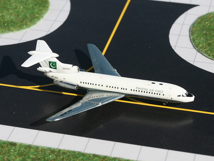 GM75030 GEMINI MACS Pskistan Air Force / パキスタン空軍 TRIDENT 1E AP-AUG 1:400 GEMINI JETS 1:400 Pskistan Air Force / パキスタン空軍 HS121 Trident 亜鉛ダイキャスト製