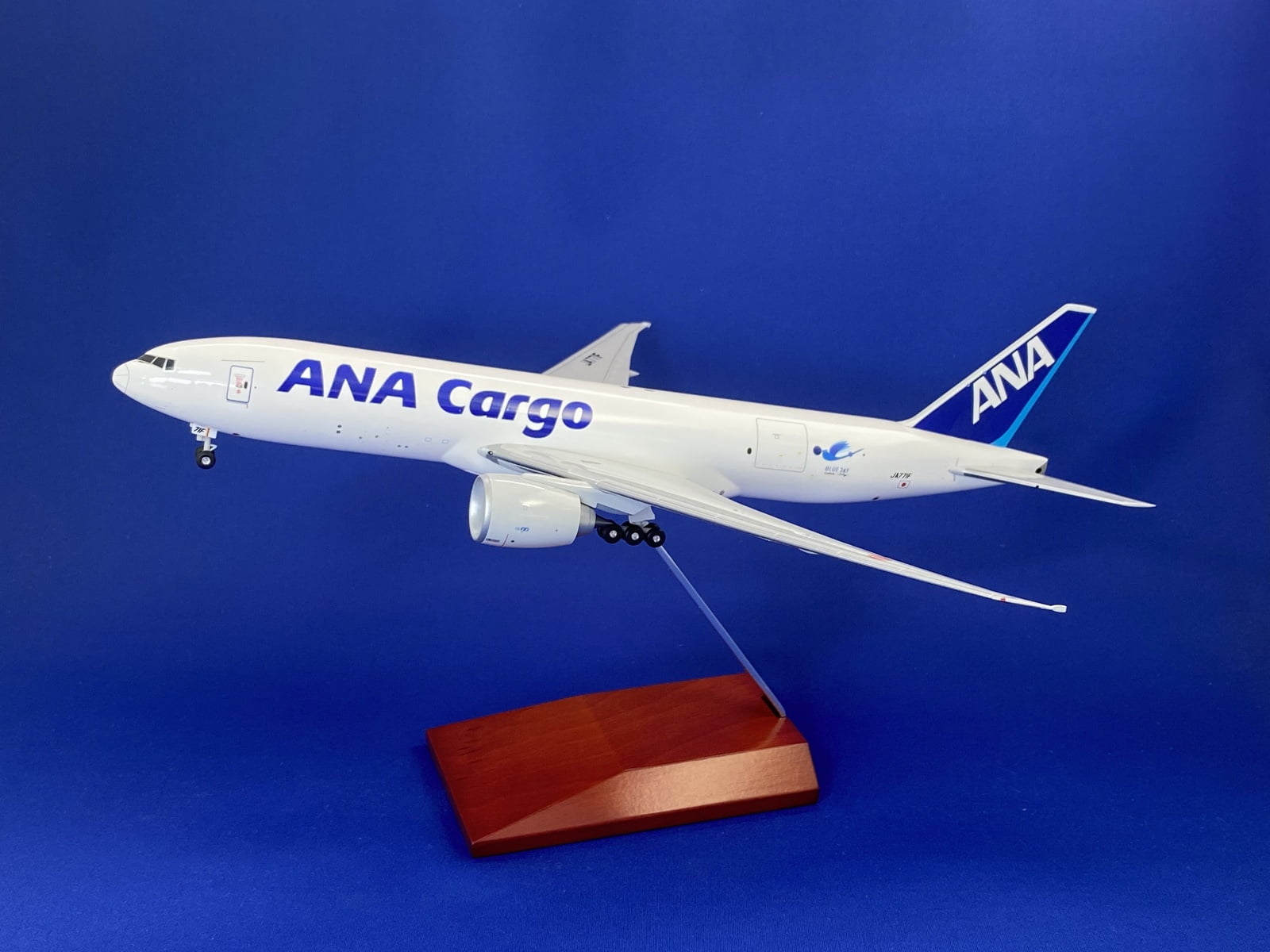 NH20140 全日空商事特注品 ANA CARGO B777F JA771F 完成品 1:200 完売しました。 全日空商事 1:200 ANA Cargo / ANA Cargo 777-200F プラスチック製