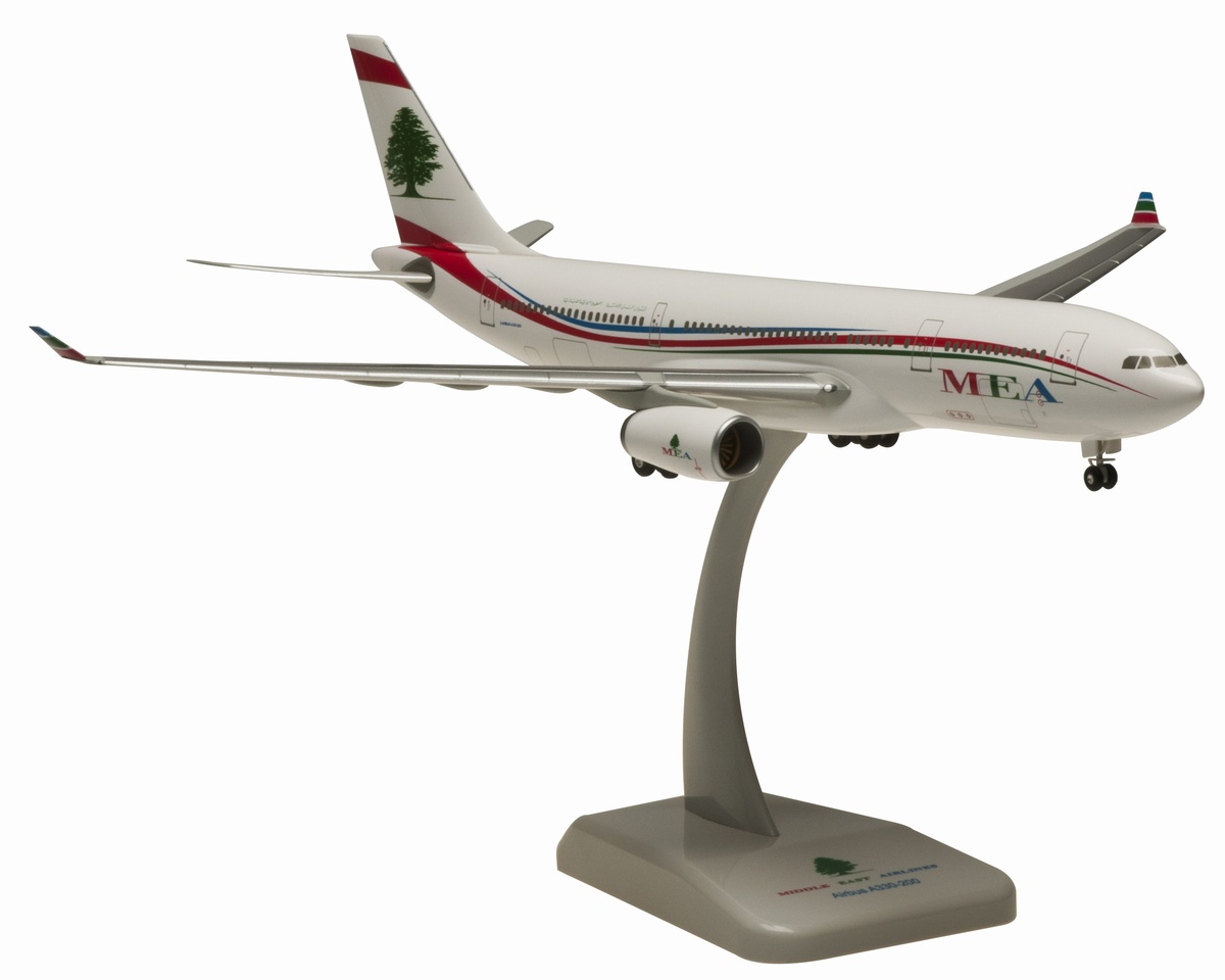2599GR Hogan Middle East Airlines (MEA) / ミドル・イースト航空 A330-200 1:200 完売しました。 Hogan 1:200 MEA (Middle East Airlines) / ミドル・イースト航空 A330-200 プラスチック製