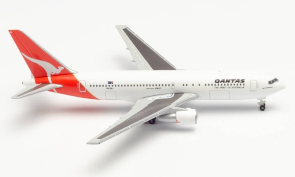 534383 Herpa Qantas / カンタス航空 City of Wollongong B767-200 VH-EAJ 1:500 完売しました。 Herpa 1:500 Qantas Airways / カンタス航空 767-200 亜鉛ダイキャスト製
