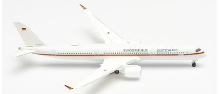 534468-001 Herpa Luftwaffe / ドイツ空軍 A350-900 10+01 1:500 完売しました。 Herpa 1:500 Luftwaffe / ドイツ空軍 A350-900 亜鉛ダイキャスト製