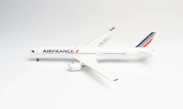 559980 Herpa Air France / エールフランス航空 A350-900 F-HTYA 1:200 完売しました。 Herpa 1:200 Air France / エールフランス A350-900 プラスチック製