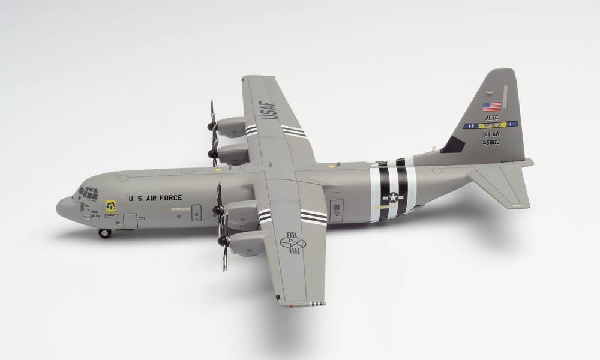 570541 Herpa アメリカ空軍 USAF C-130J-30 62nd 314th リトルロックAFB 1:200 完売しました。