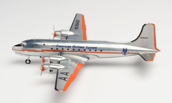 570862 Herpa American / アメリカン航空 DC-4 NC90423 Flagship washington 1:200 完売しました。 Herpa 1:200 American Airlines / アメリカン航空 DC-4 亜鉛ダイキャスト製