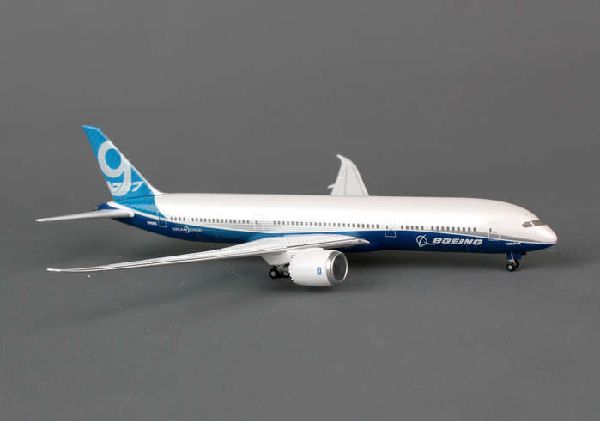 9765G Hogan Boeing / ボーイング House Color B787-9 地上姿勢 N789EX 1:400 完売しました。 Hogan 1:400 Boeing / ボーイングカラー 787-9 亜鉛ダイキャスト製