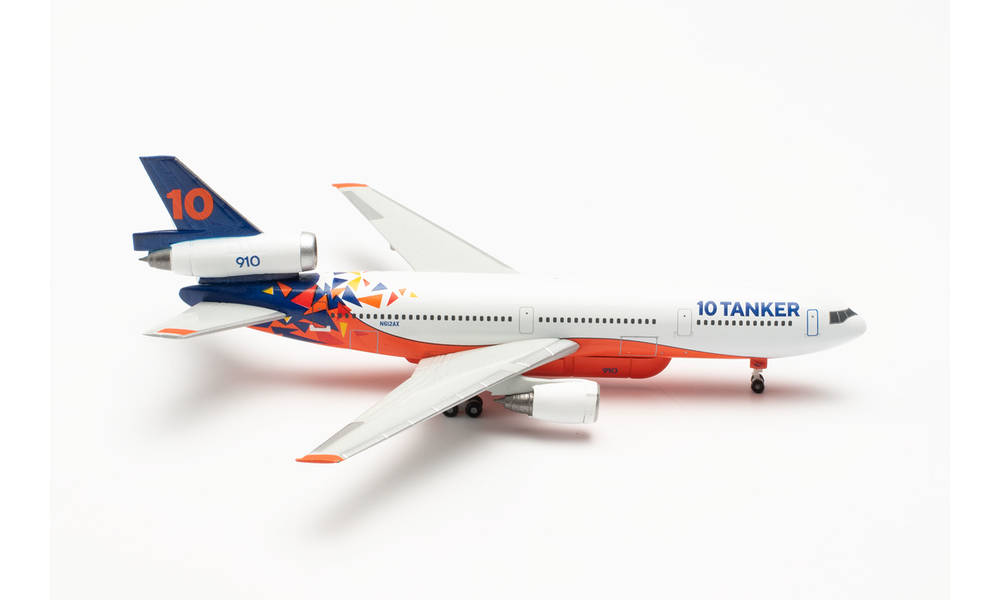 536349 Herpa 10 Tanker / 10タンカー new colors DC-10-30 N612AX / 910 1:500 完売しました。