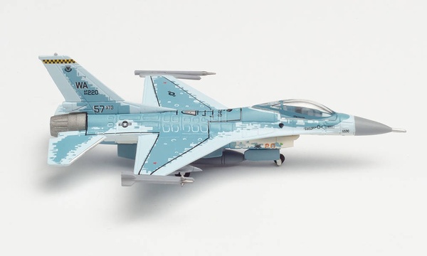 571159 Herpa アメリカ空軍USAF F-16C 64SQ ネリス空軍基地 84-1220 1:200 完売しました。