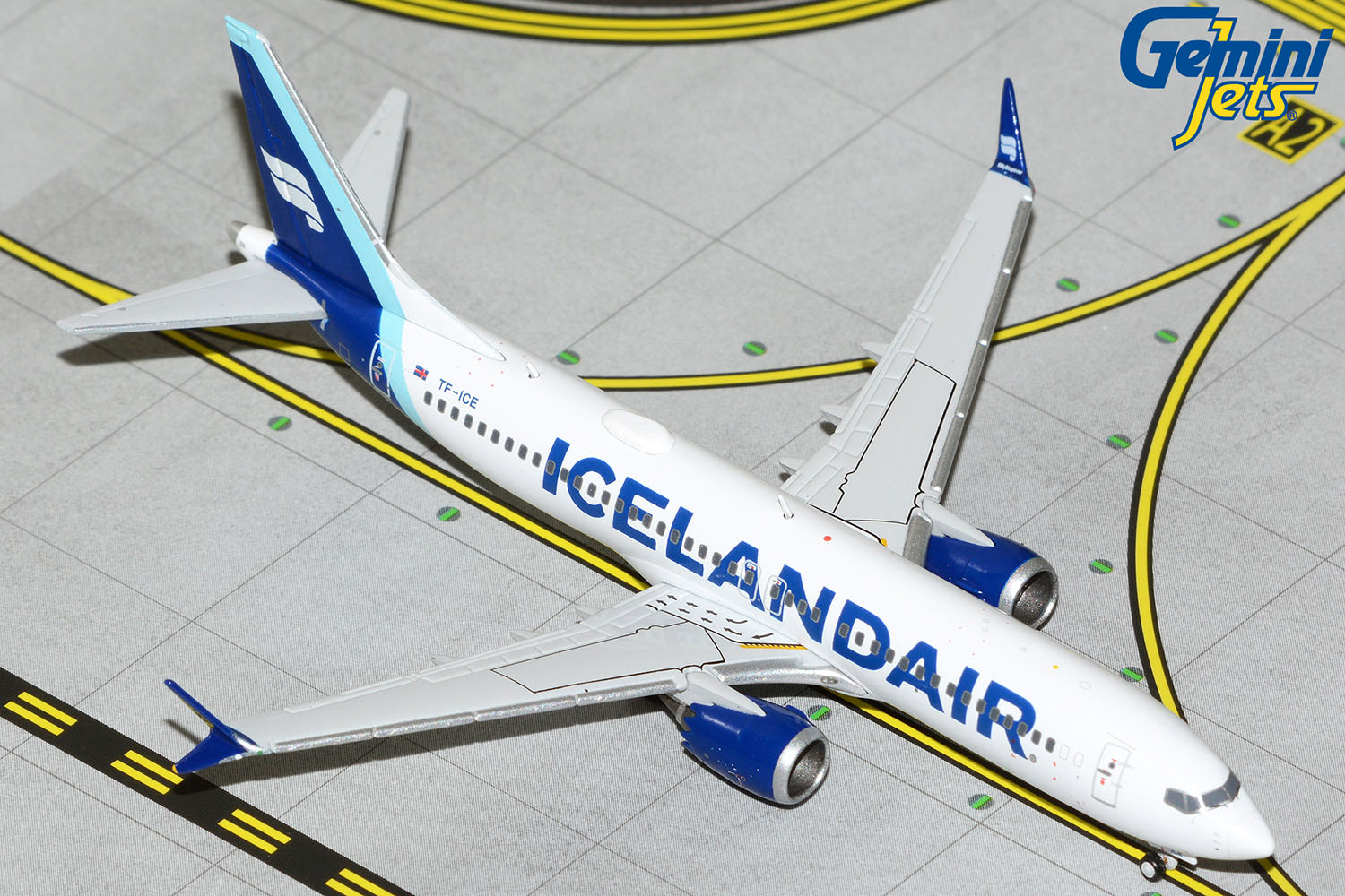 GJICE2123 GEMINI JETS Icelandair / アイスランド B737 MAX 8 new blue livery TF-ICE 1:400 完売しました。 GEMINI JETS 1:400 Icelandair / アイスランド航空 737 MAX8 亜鉛ダイキャスト製