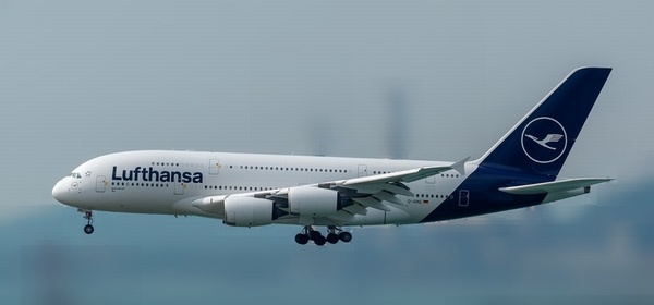 04459 Phoenix Lufthansa / ルフトハンザドイツ航空 A380 D-AIMG 1:400 完売しました。 Phoenix 1:400 Lufthansa / ルフトハンザドイツ航空 A380 亜鉛ダイキャスト製