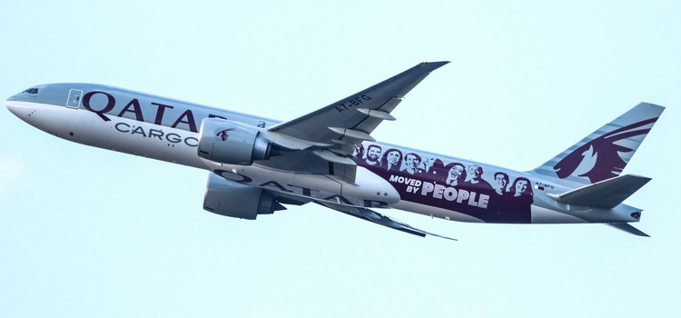 04475 Phoenix Qatar Airways Cargo / カタール航空カーゴ B777-200 Move by people A7-BFG 1:400 完売しました。