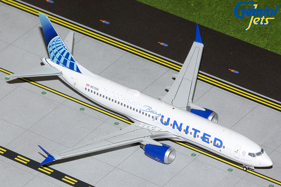 G2UAL1086 GEMINI 200 United Airlines / ユナイテッド航空 B737 MAX 8 N27261 Being United / United Together 1:200 完売しました。 GEMINI JETS 1:200 United Airlines / ユナイテッド航空 737 MAX8 亜鉛ダイキャスト製