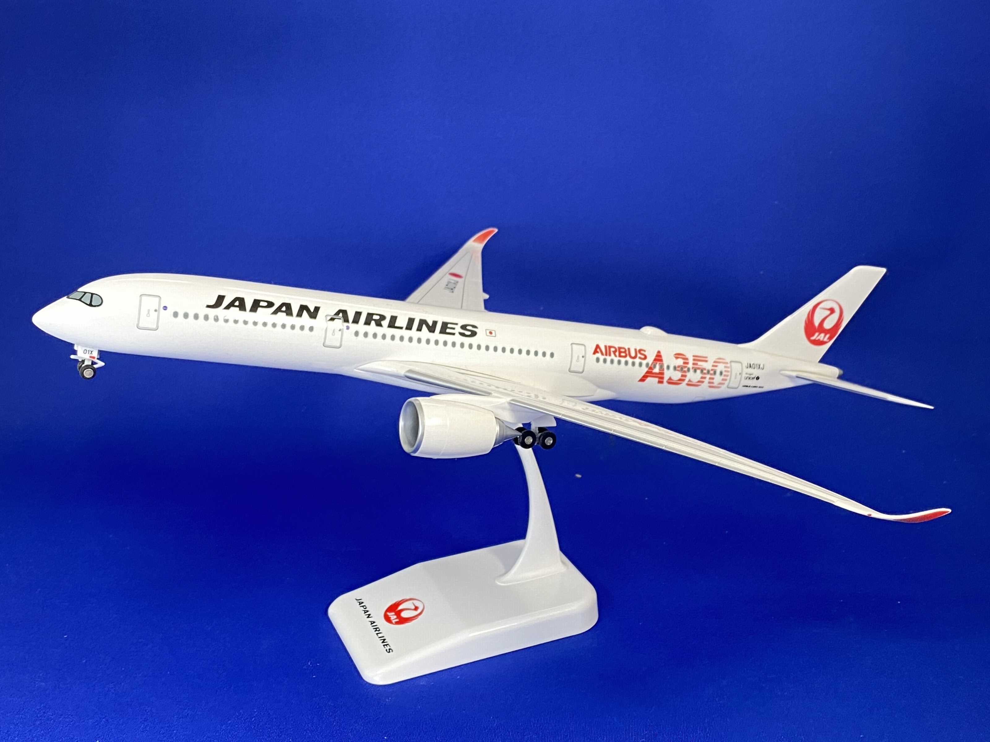 BJQ2053 JALUX企画品 (EVER RISE) JAL / 日本航空 1号機 A350-900 JA01XJ 組立品 スナップインモデル 1:200 再生産