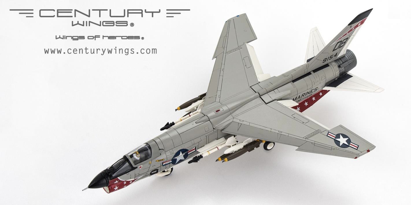 CW001645 CenturyWings USMC / アメリカ海兵隊 第235海兵戦闘飛行隊 (全天候) 「デス・エンジェルス」(主翼フラップ・スラットダウン固定) ダナン基地・南ベトナム 1966年 F-8E クルーセイダー 9154/DB9 1:72 スタンド付き お取り寄せ