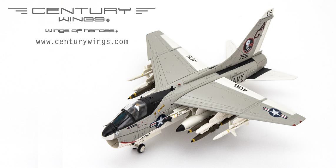 CW001646 CenturyWings USMC / アメリカ海兵隊 第12攻撃飛行隊 「フライング・ウバンギス」 空母ドワイト・D・アイゼンハワー搭載 1979年 A-7E コルセアII AG406/#157581 1:72 スタンド付き 完売しました。 CenturyWings 1:72 USMC / アメリカ海兵隊 A-7 コルセアII 亜鉛ダイキャスト製