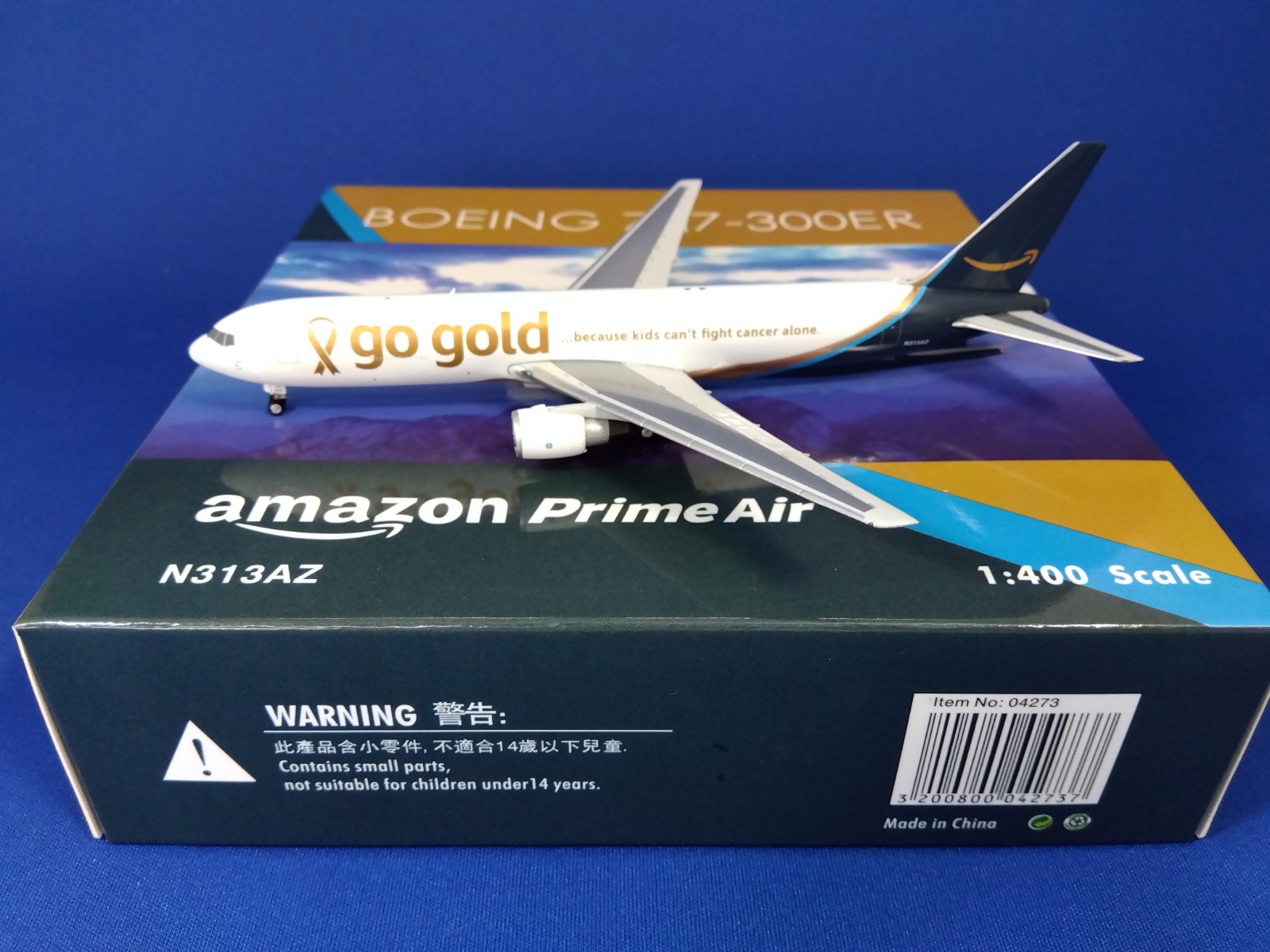 04273 Phoenix Amazon Prime Air go gold アマゾン プライムエア B767-300ER N313AZ 1:400 完売しました。 Phoenix 1:400 Amazon Prime Air / アマゾン プライムエア 767-300 亜鉛ダイキャスト製