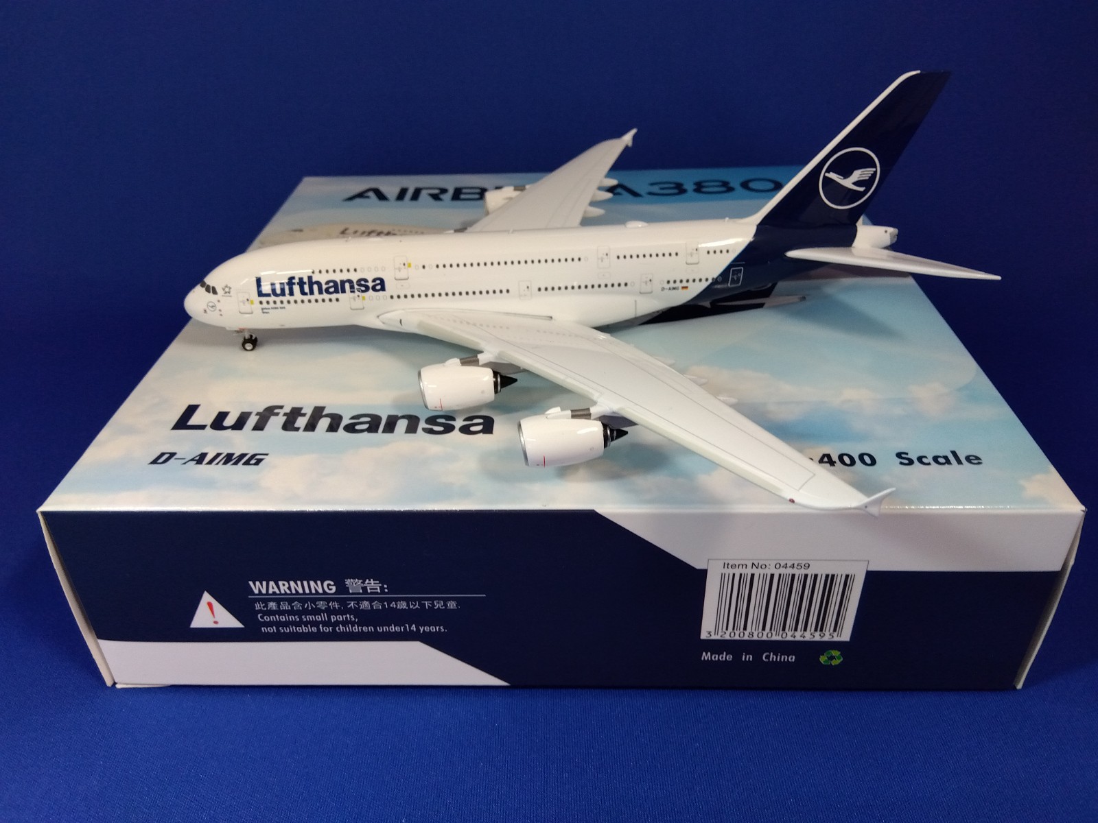 04459 Phoenix Lufthansa / ルフトハンザドイツ航空 A380 D-AIMG 1:400 完売しました。