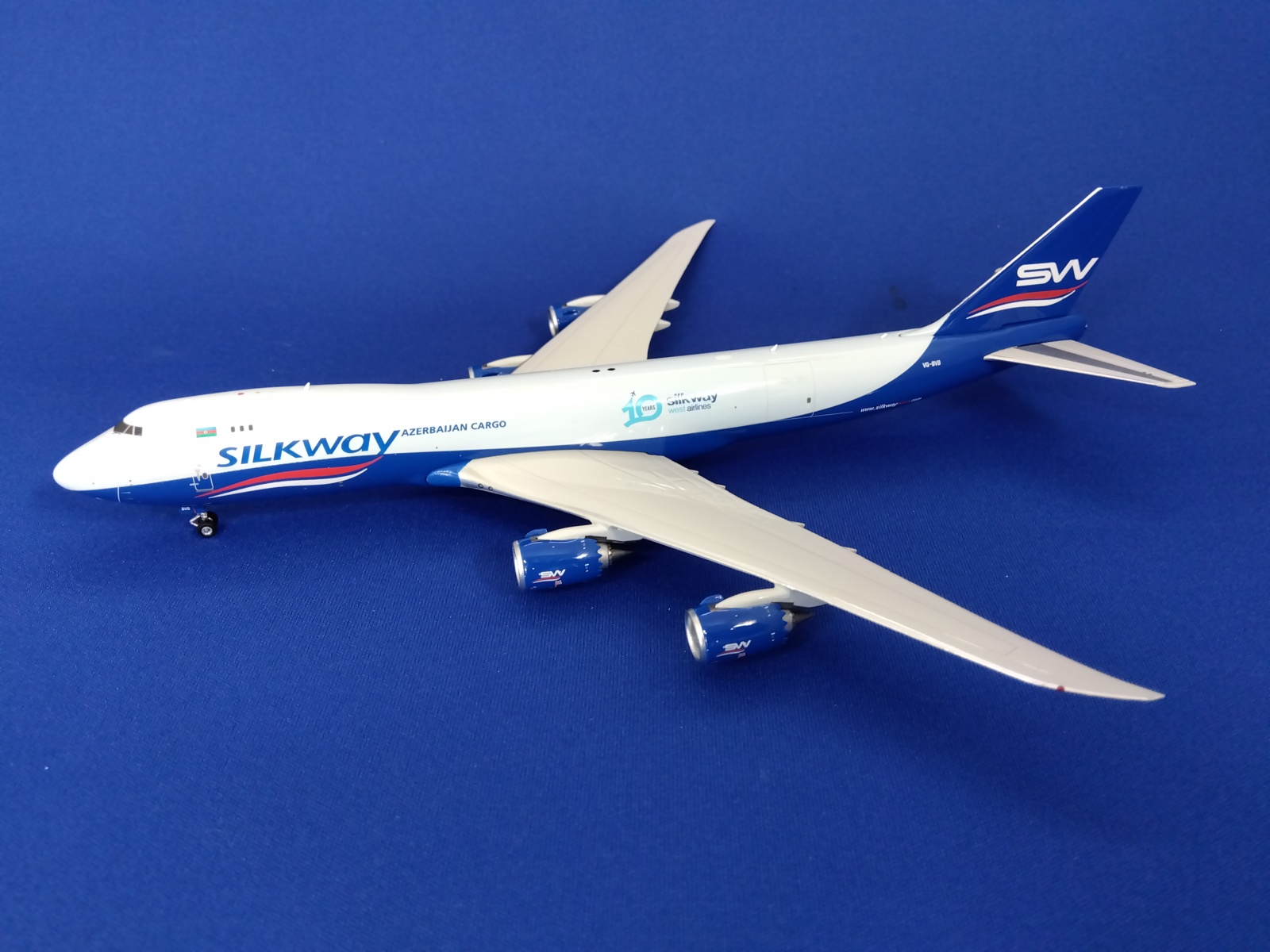 11801 Phoenix Silkway Airlines / シルクウェイ航空 B747-8F VQ-BVB 1:400 完売しました。