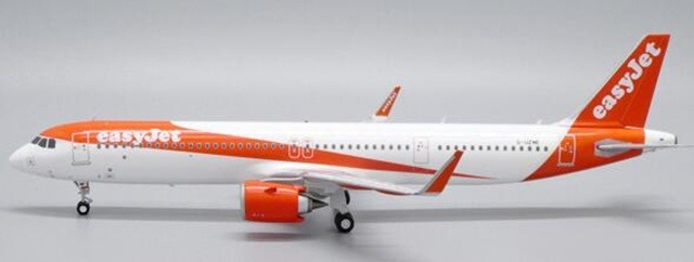 EW221N004 JC WING EasyJet / イージージェット A321NEO G-UZME スタンド付 1:200 メーカー完売 JC WING 1:200 EasyJet / イージージェット A321neo 亜鉛ダイキャスト製