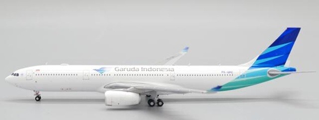 LH4217 JC WING Garuda Indonesia / ガルーダインドネシア航空/ガルーダ航空 A330-300 PK-GPC 1:400 メーカー完売