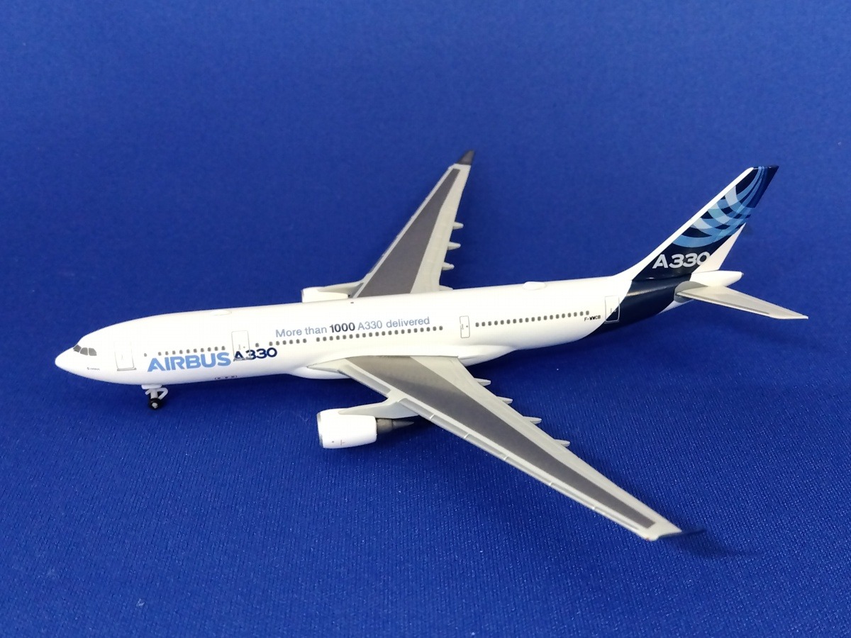 536530 Herpa CLUB MODELS Airbus house color / エアバスハウスカラー Wingsworld 25Years A330-200 F-WWCB プラスチック製スタンド付 1:500 完売しました。 Herpa CLUB MODELS 1:500 Airbus house color / エアバスハウスカラー A330-200 亜鉛ダイキャスト製