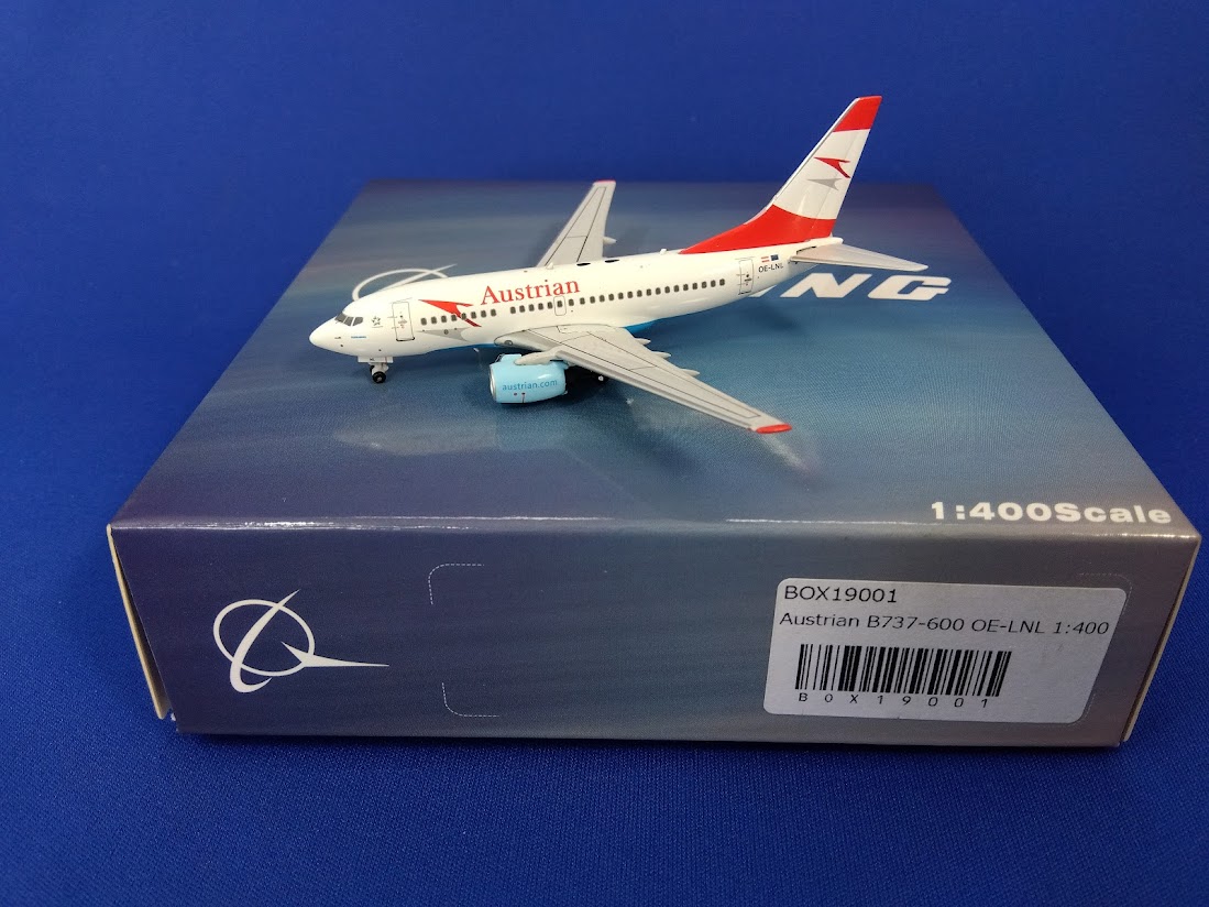 BOX19001 PandaModel Austrian Airlines / オーストリア航空 B737-600 OE-LNL 1:400 メーカー完売